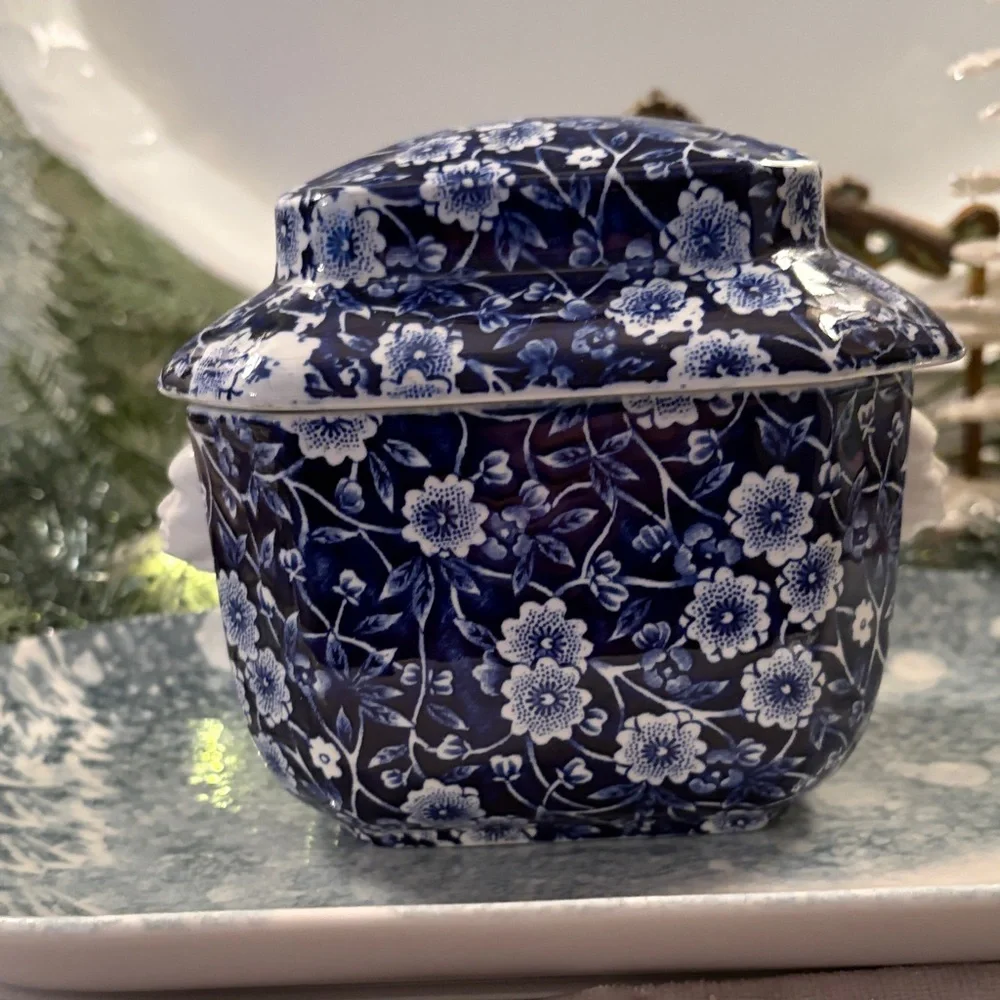 Calico Classic Blue and White Sugar Covered bowl Staffordshire England - Picture 3 of 13